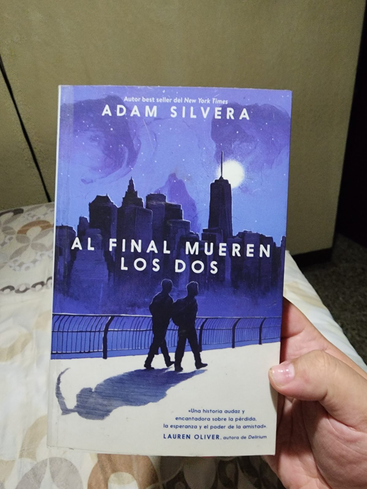 Al final mueren los dos