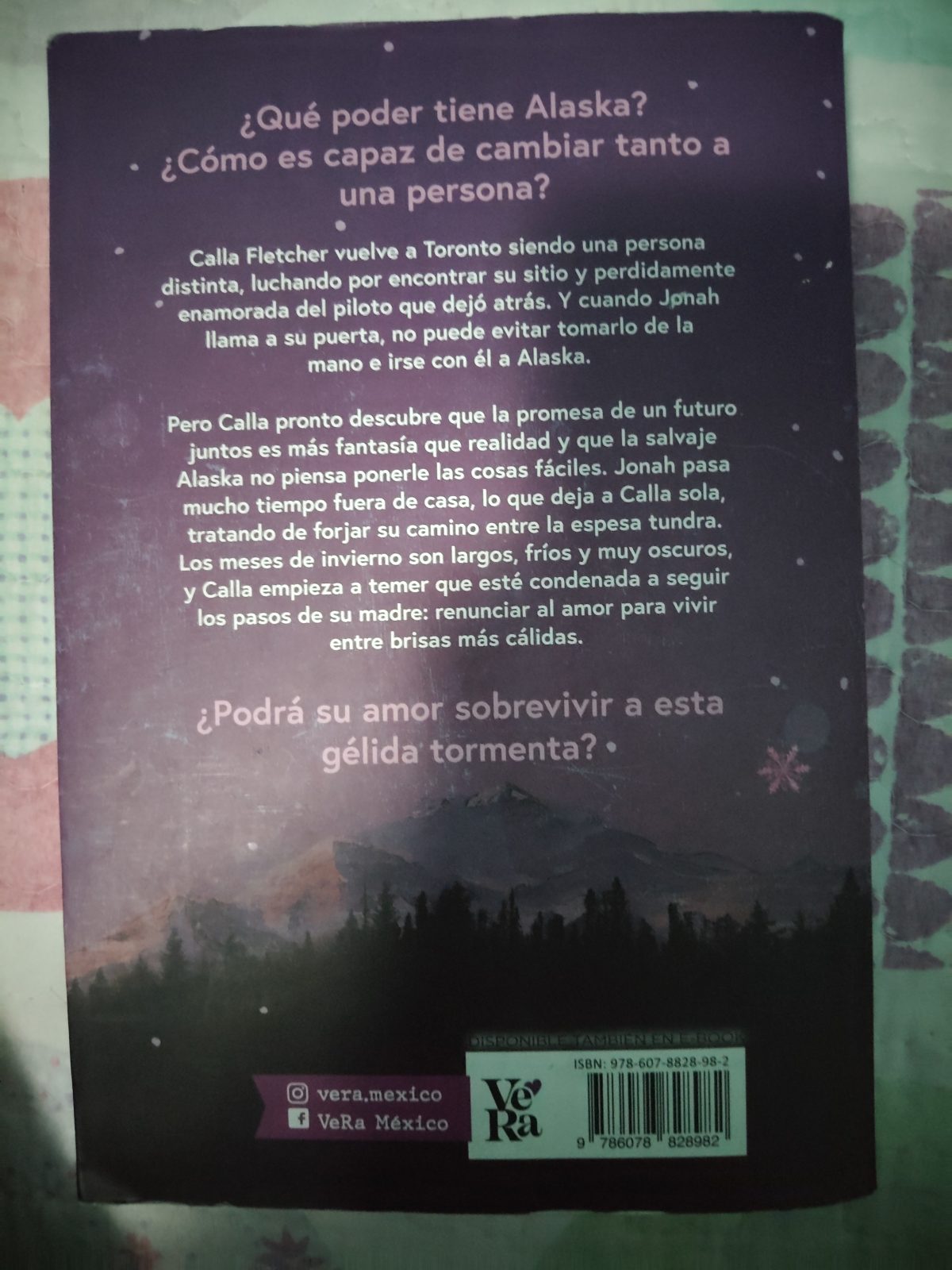 Atrás